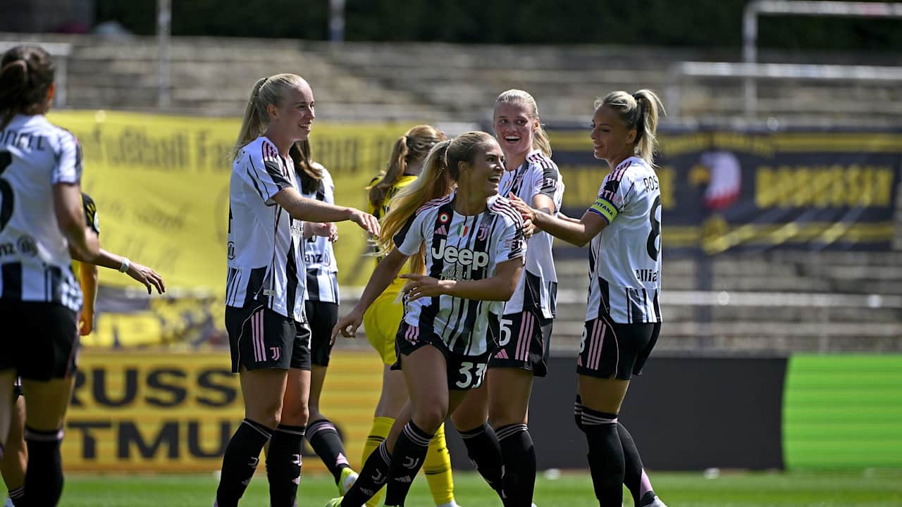 dortmund-women-01