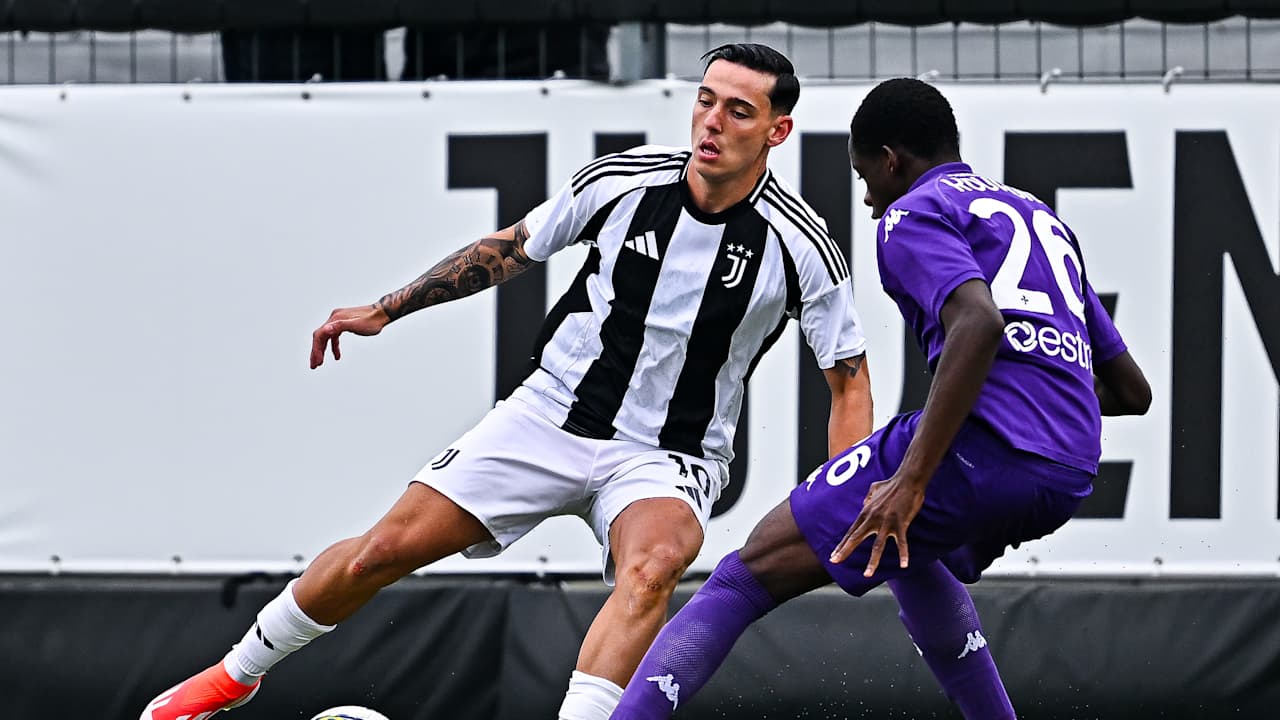 Alessio Vacca in azione contro la Fiorentina
