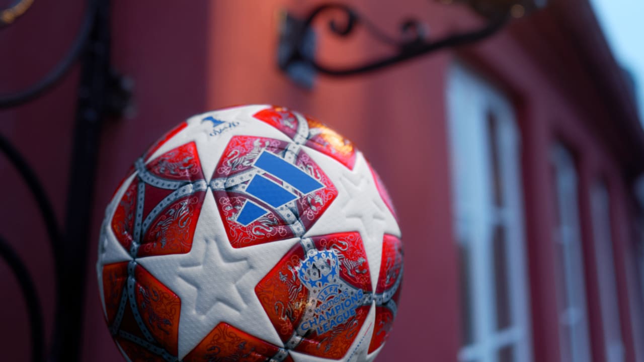 global-ucl_budapest__oslo_finals_omb-football-ss26-launch-pn_uwcl_oslo-push_notification_2-ios