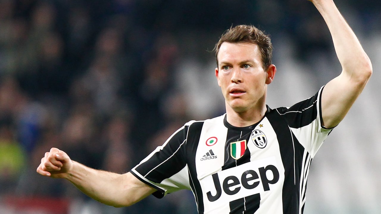 cover_lichtsteiner_0304.jpg