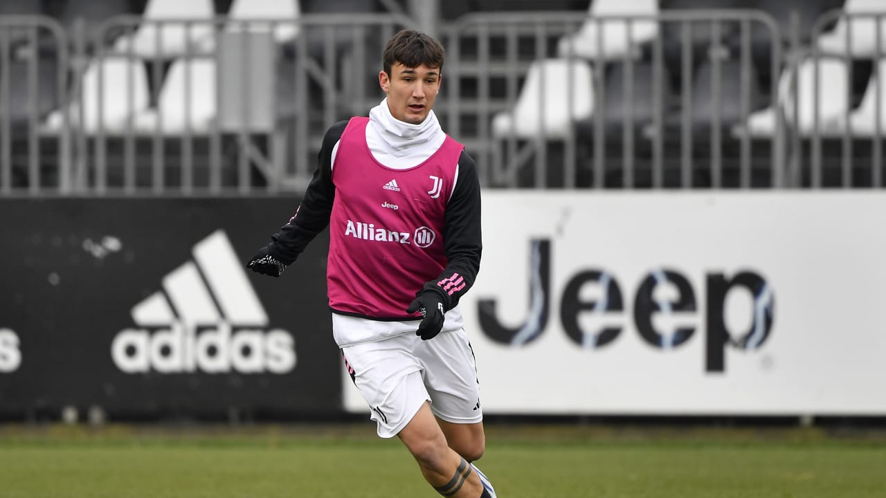 Samuele Damiani in allenamento a Vinovo