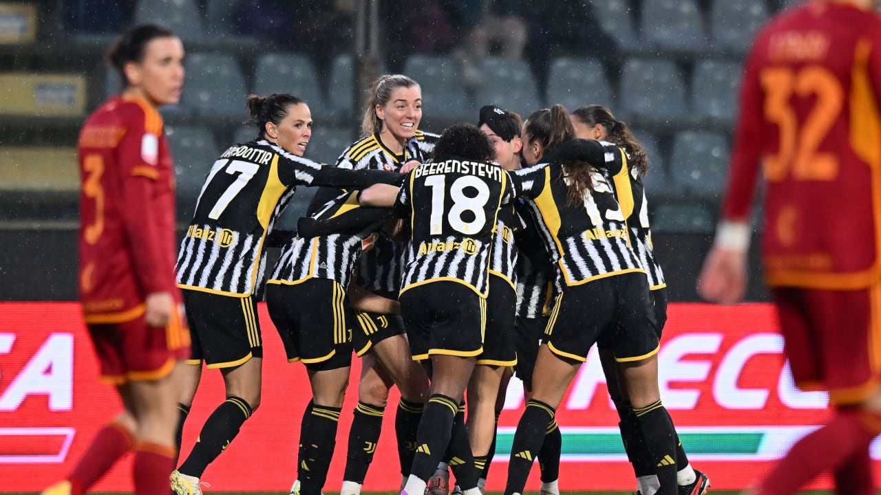 L'esultanza delle Juventus Women nella finale di Supercoppa