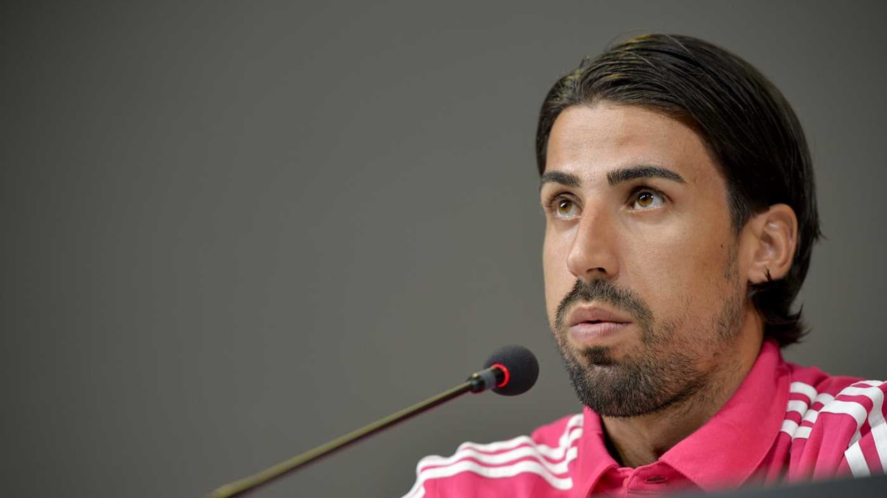 khedira conferenza stampa presentazione1.jpg