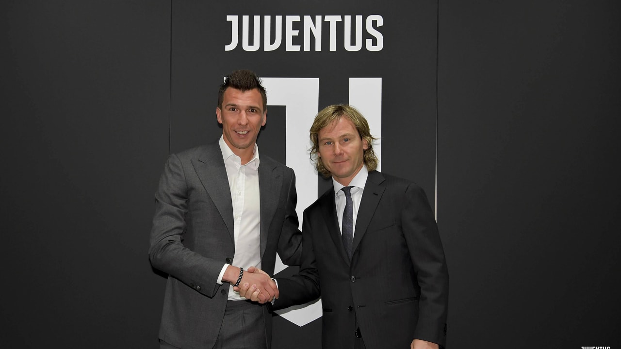 With Mario Mandzukic Until 21 Juventus