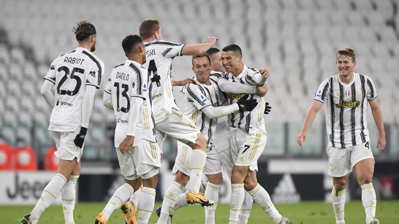 14_F1A5140_20201121102742224_20201121103220_Juventus Cagliari