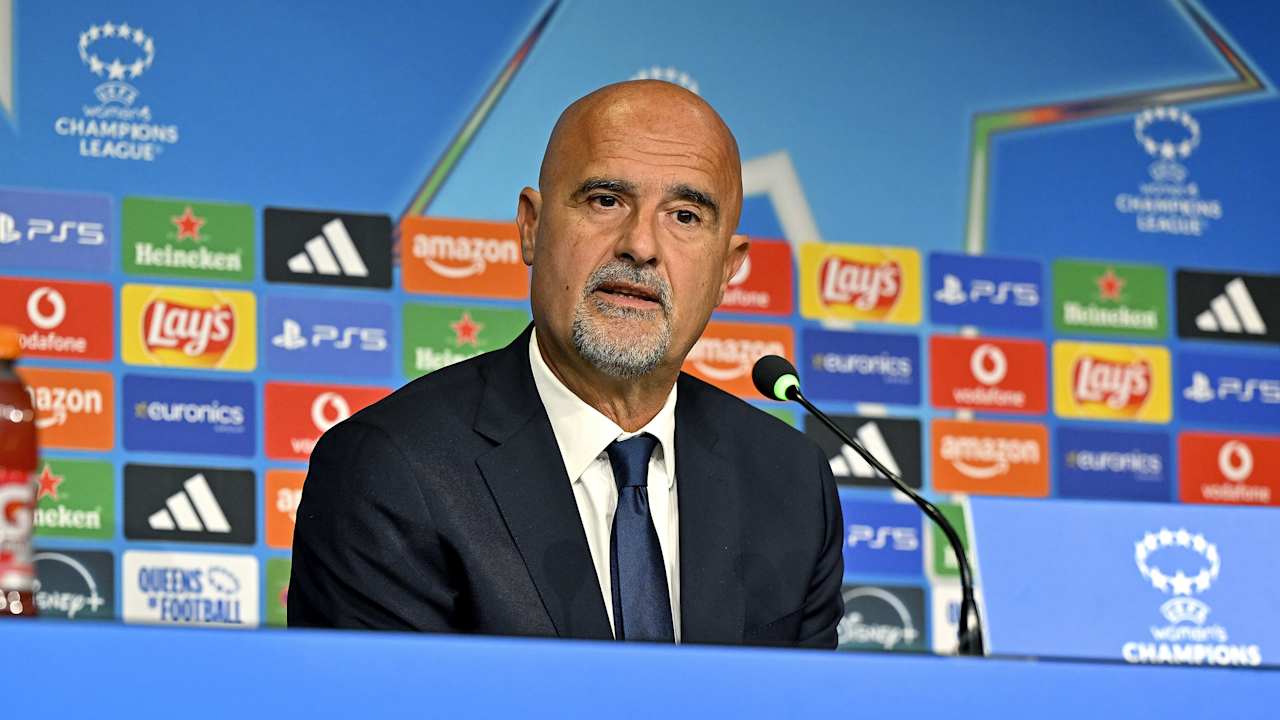 canzi-uwcl-conferenza-benfica