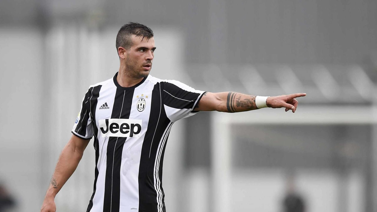 sturaro081201.jpg