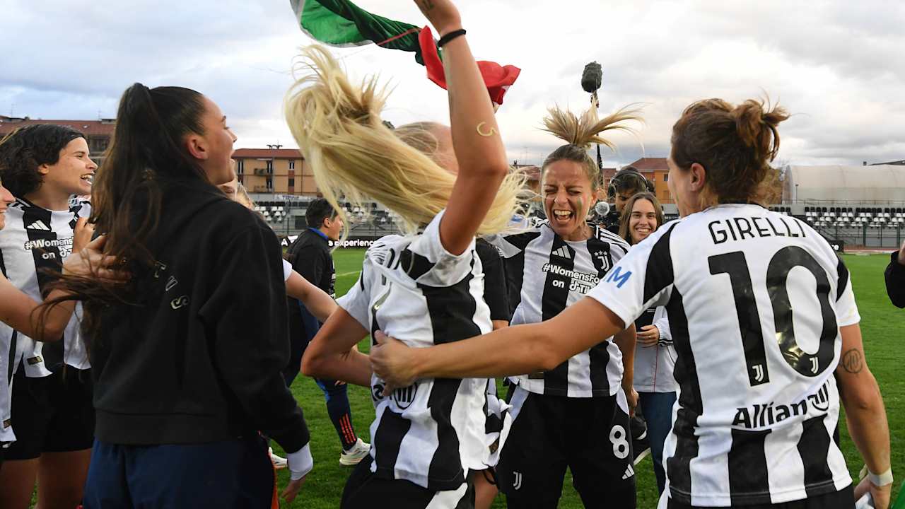 JUVENTUS MILAN SCUDETTO celebrations 11