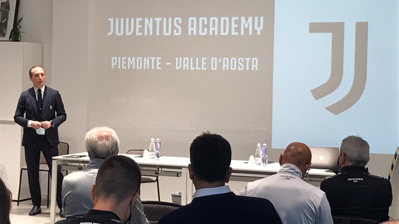 Juventus Academy | Incontro Formativo | 21.12.2021 | Foto 1