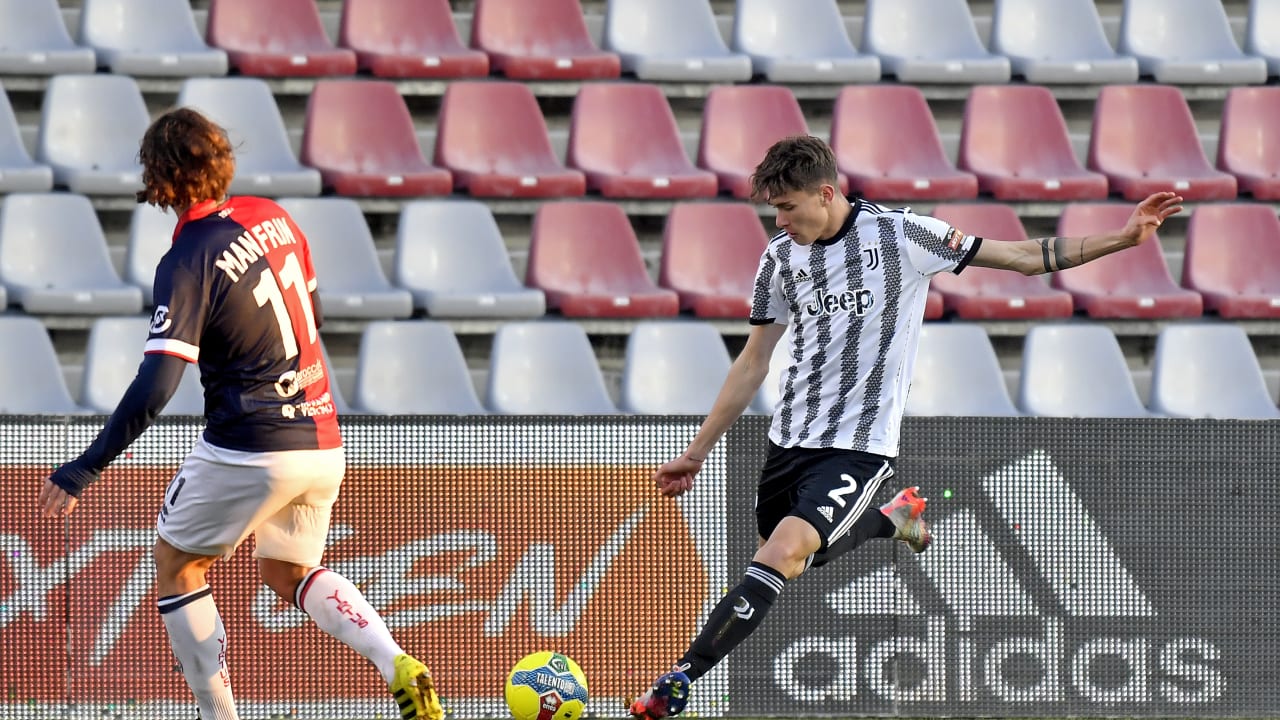 Nicolò Savona in azione contro la Virtus Verona nel match di andata