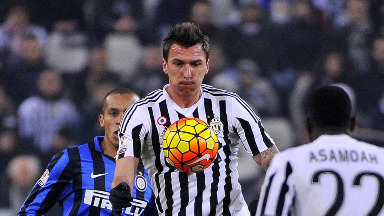 mandzukic asamoah.jpg