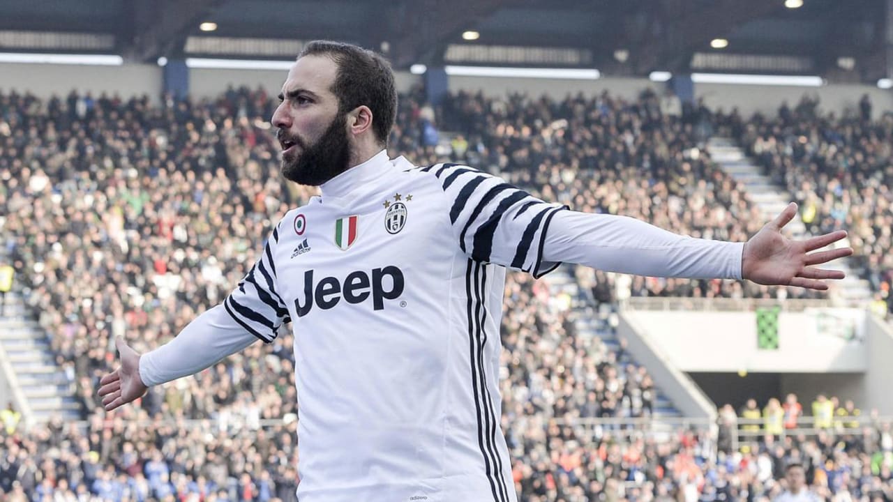 higuain_sasjuve.jpg