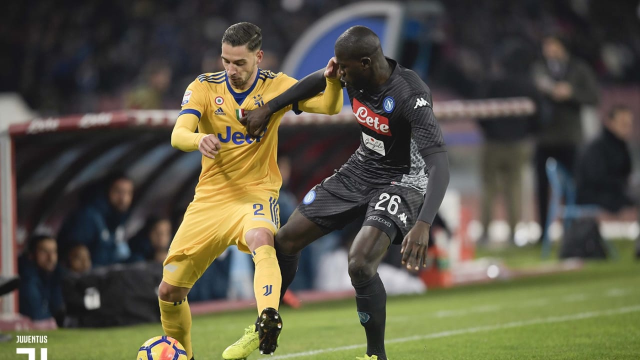 09_775035871_DB_4181_DDF8B0E4AE25A9644AD0EDC3A702408Cnapoli-juve_01-12-17.jpg