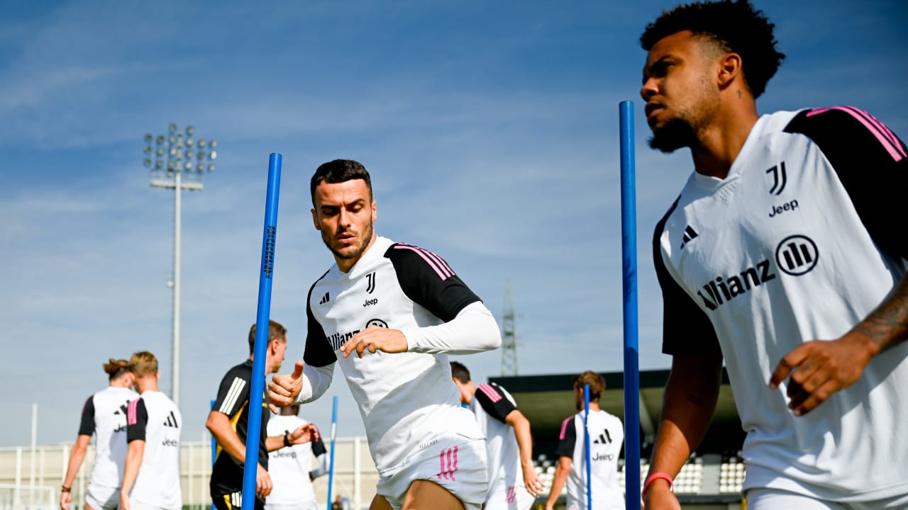 Kostic e McKennie al JTC