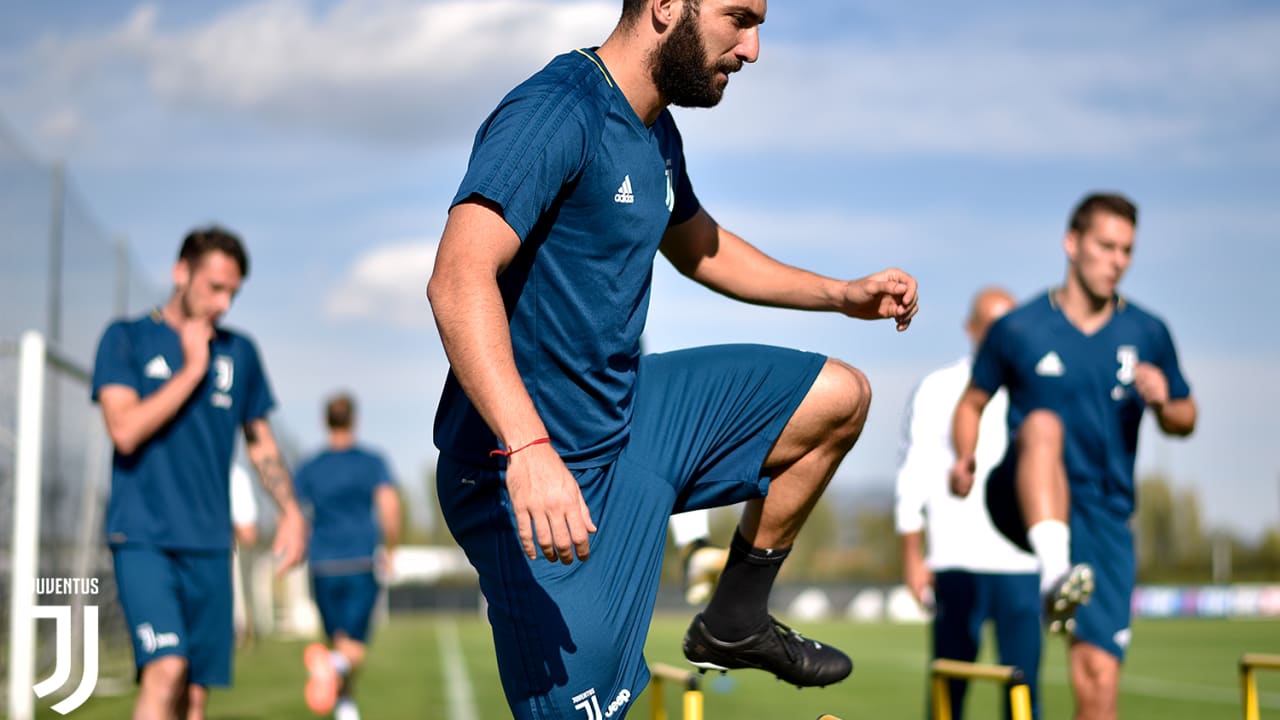 20171115_higuain_allenamento.jpg