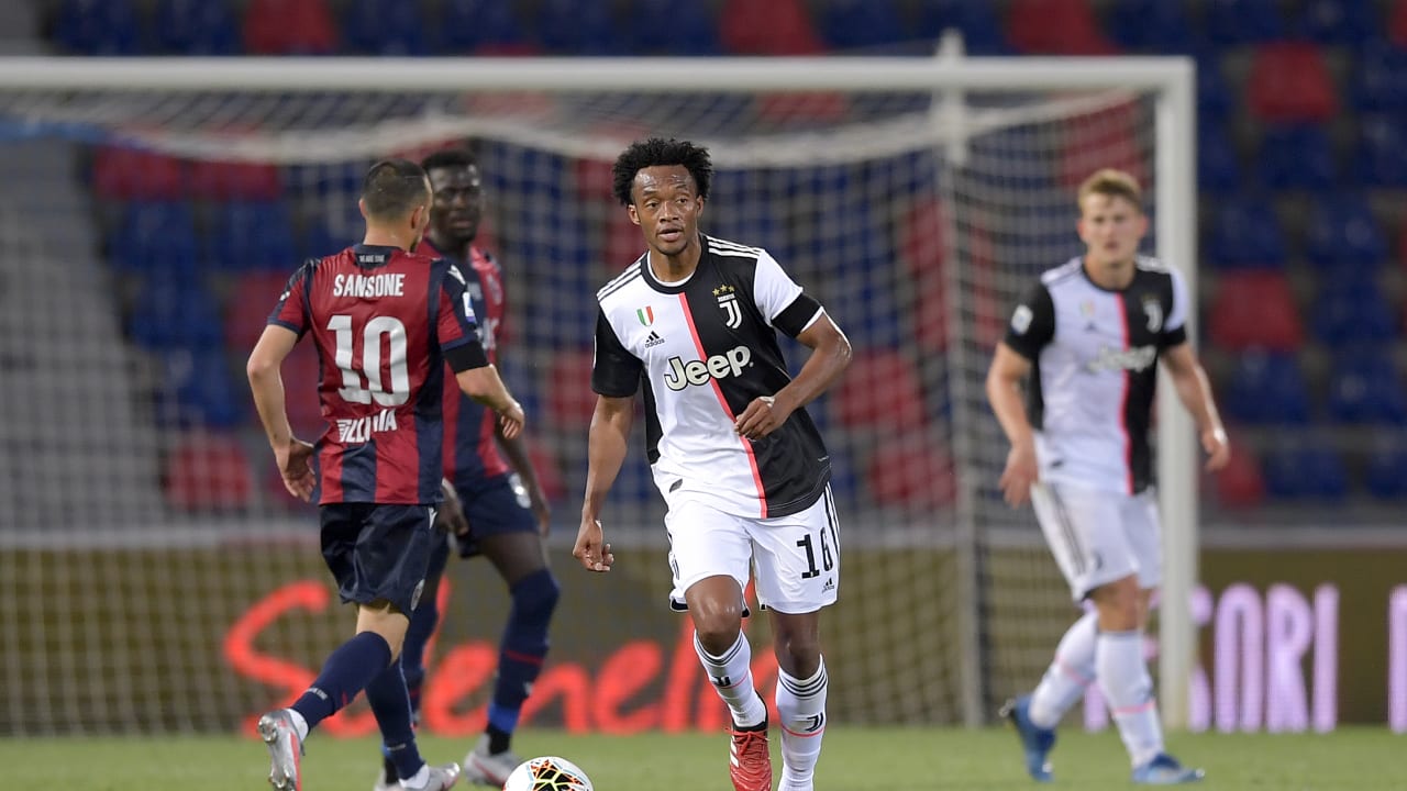 Cuadrado Bologna-Juve 2020