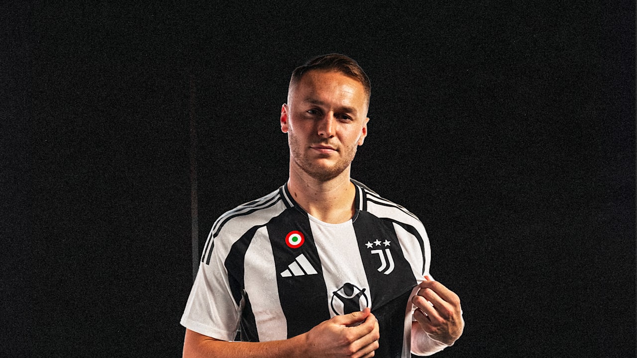 Teun Koopmeiners signs for Juventus! – Juventus