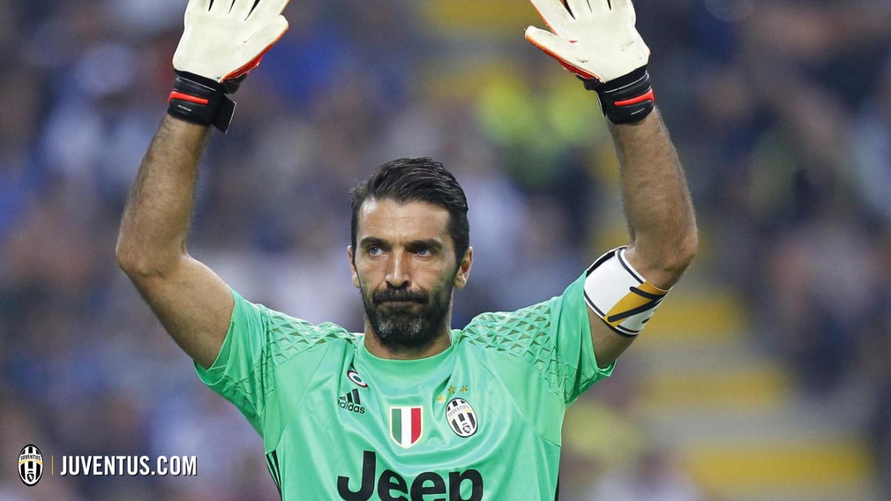 buffon_inter-juventus_sett2016.jpg