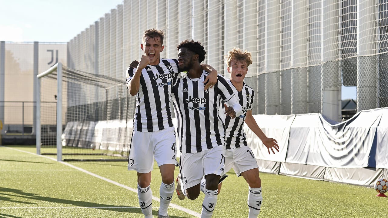 juventus zenit uyl16