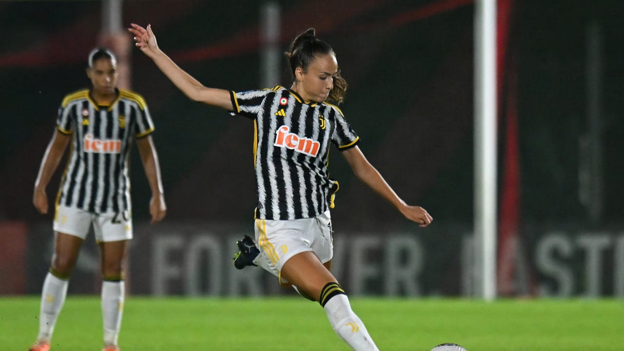 Julia Grosso in campo contro il Milan