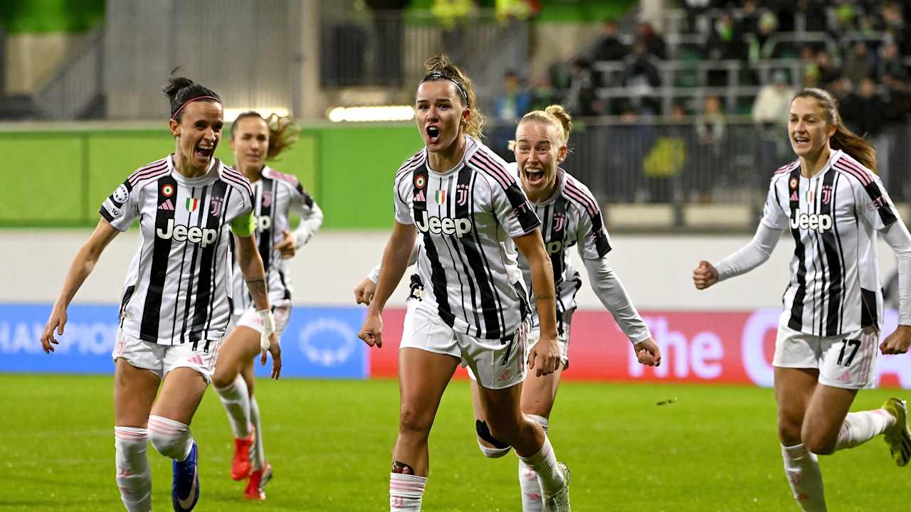 Wolfsburg Juventus Women 5