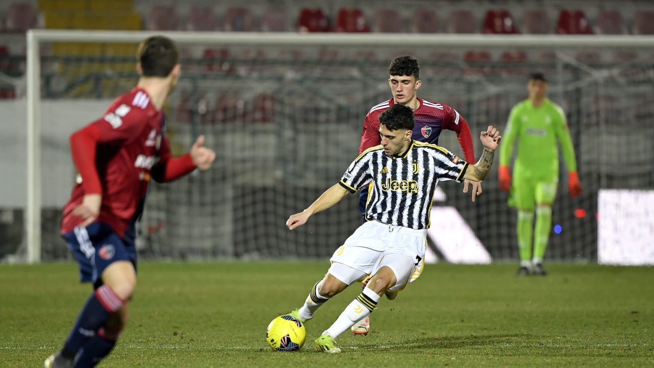 Luis Hasa in azione durante Juventus Next Gen-Sestri Levante