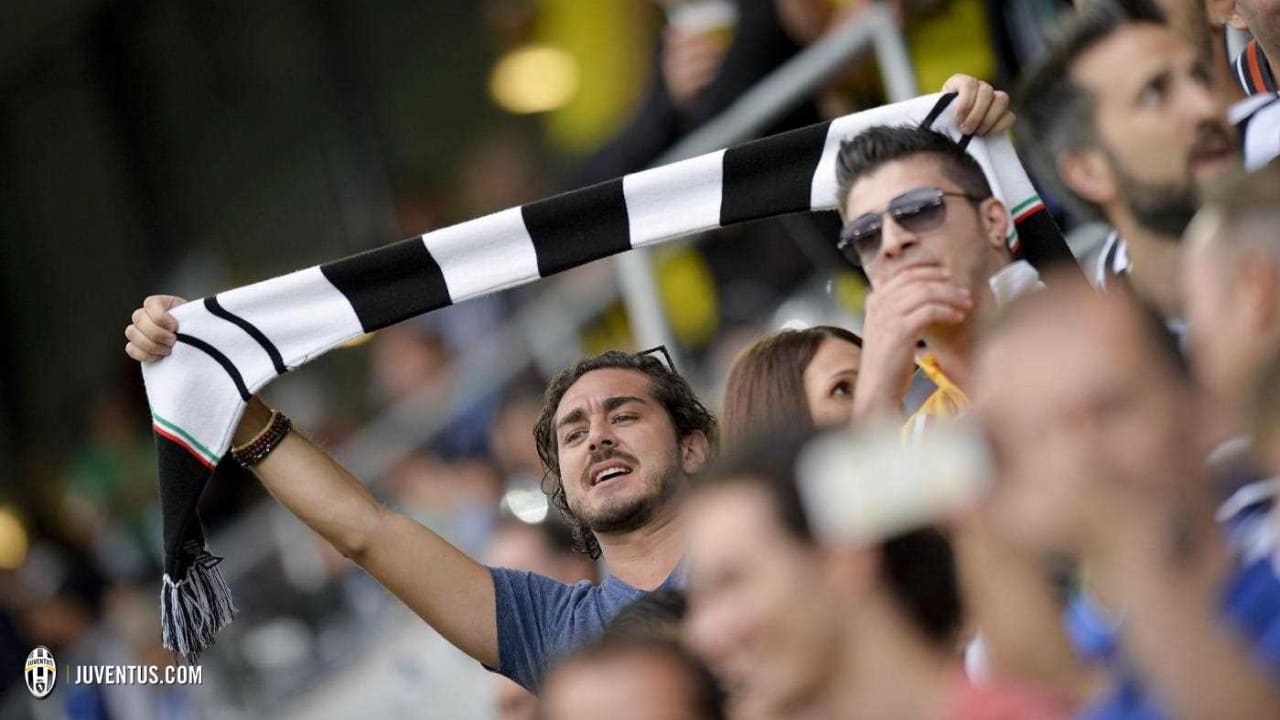 tifosi borussia juventus.jpg