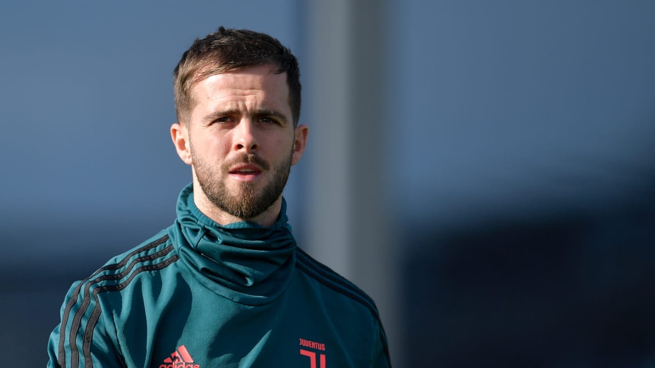 pjanic170201.jpg