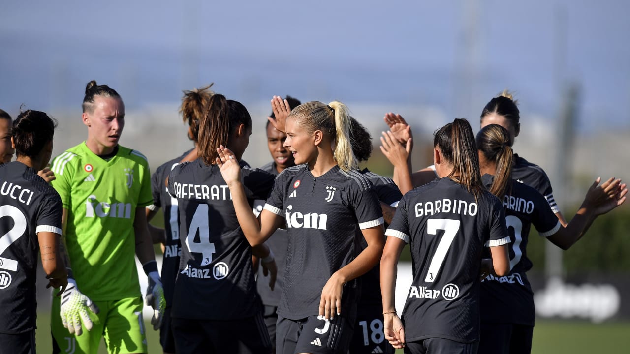 Juventus Women at Vinovo
