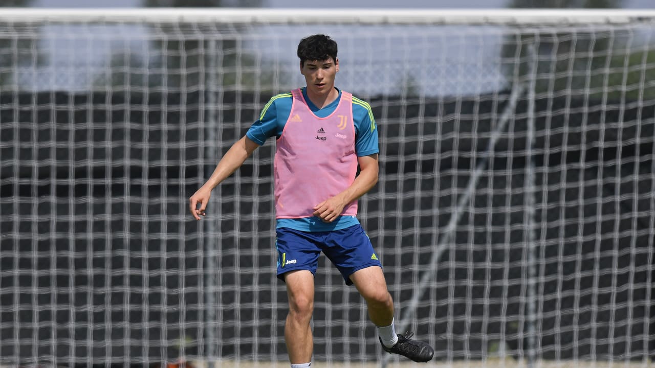 Lorenzo Dellavalle in azione in allenamento