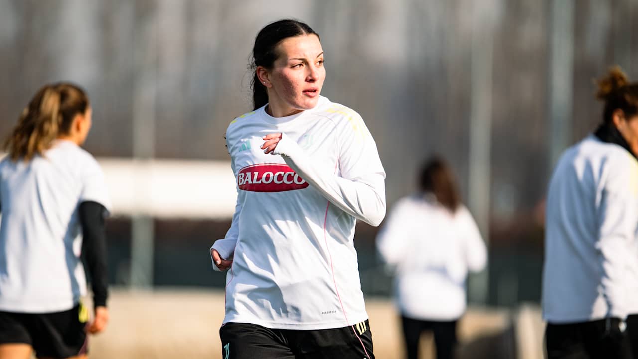 Ally Perry - 04-02-2026