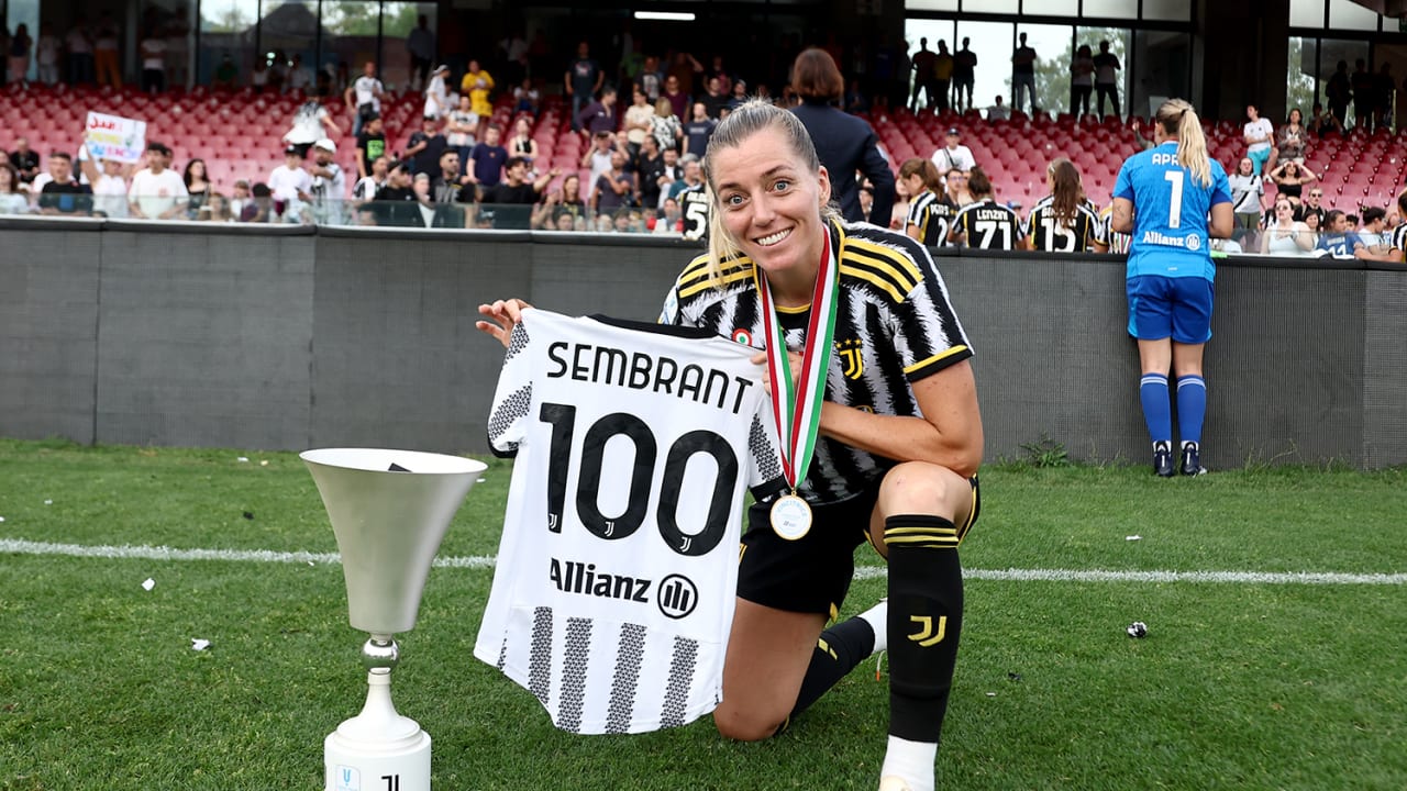 La maglia celebrativa di Linda Sembrant