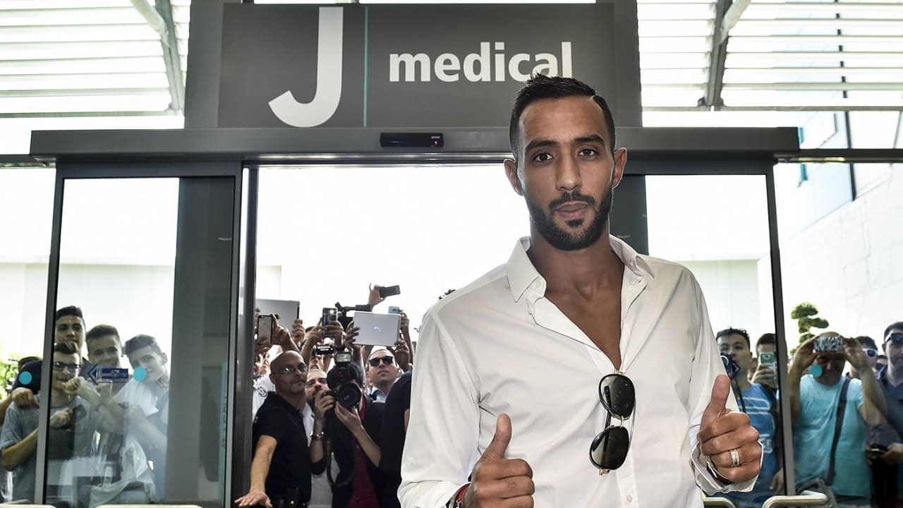 benatia009.jpg