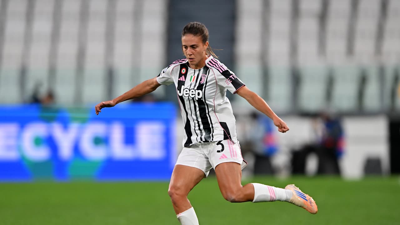 uwcl-women-benfica-01