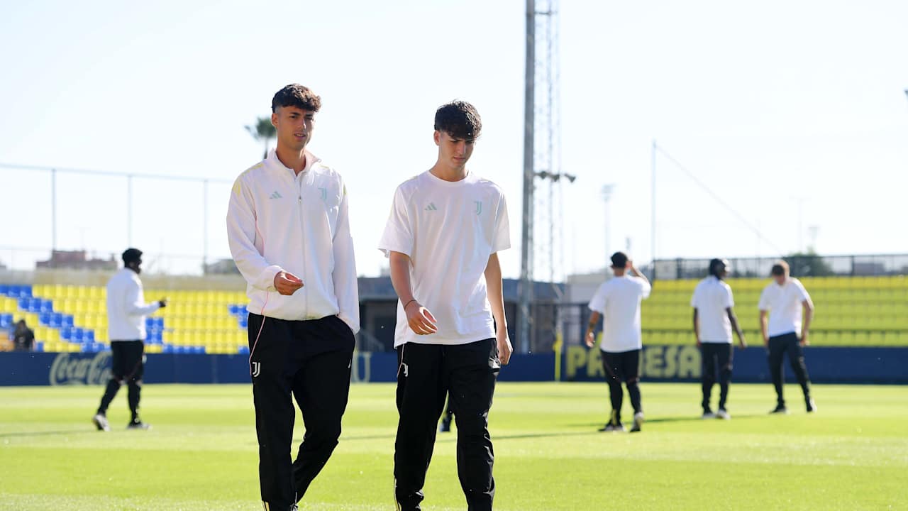u20-villarreal-arrival