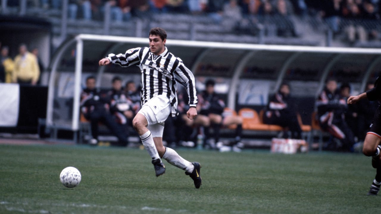 Happy birthday, Christian Vieri! - Juventus TV