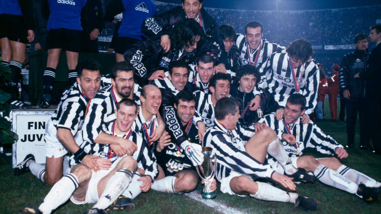 Classic Match Supercoppa Europea  Juventus  PSG 31 1997  Juventus TV