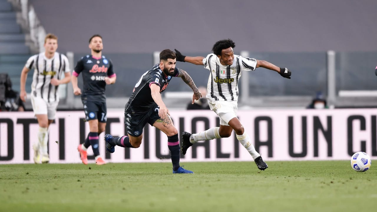Quote juve napoli risultato esatto. Йоаким меле Ювентус. Формат Ювентус третья. Мухаммад Кудус Ювентус. Juventus third Color