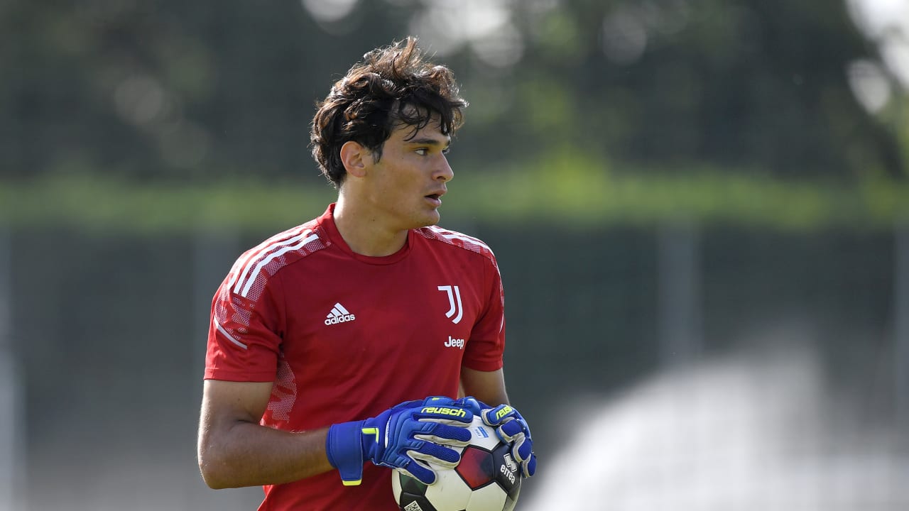 U23 L esordio Tra I Professionisti Di Giovanni Garofani Juventus TV
