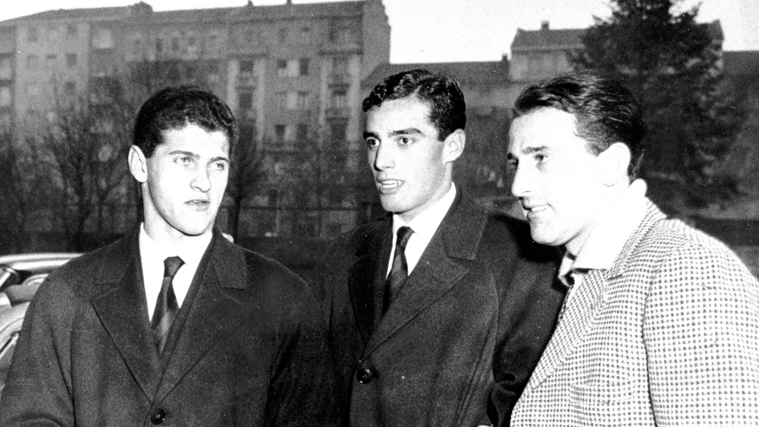 به یاد آنجلو کارولی