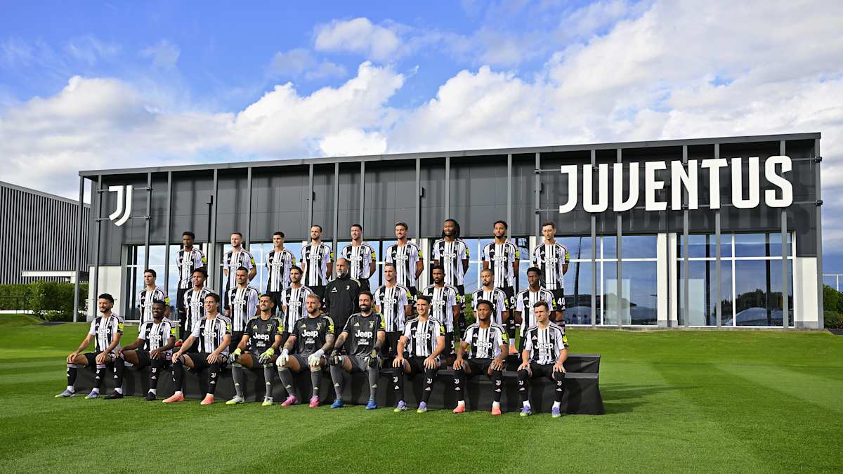 Juventus Team Photo Day | BTS