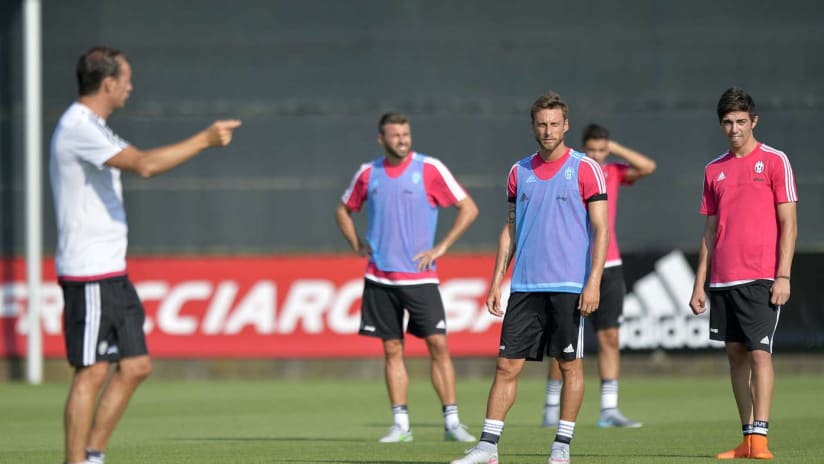 戦術に注意を向ける Juventus 戦術に注意を向ける Juventus