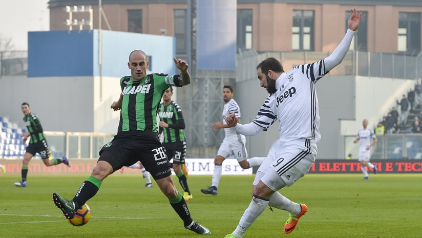 Sassuolo-Juve 2017 Higuain