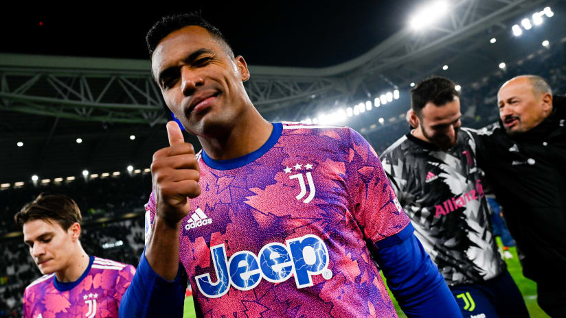 Many happy returns, Alex Sandro! 