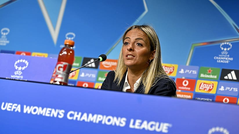 rosucci-uwcl-conferenza-benfica