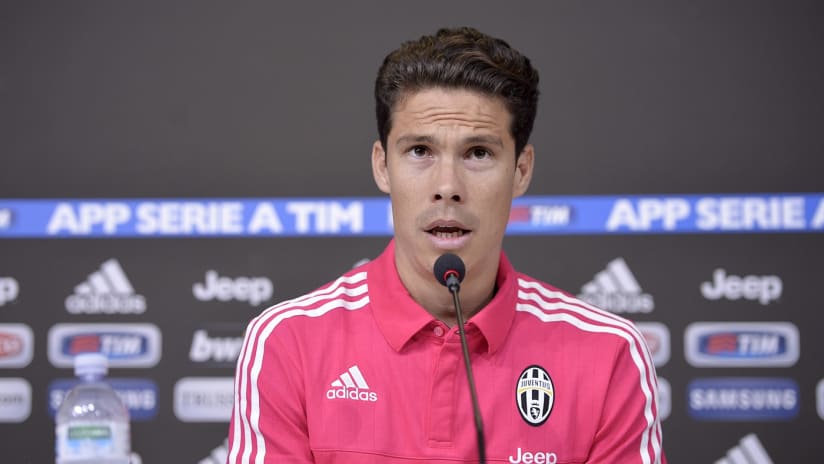 hernanes 004.jpg