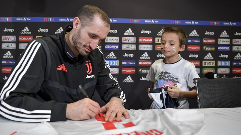 Giorgio Chiellini incontra i Junior Reporter