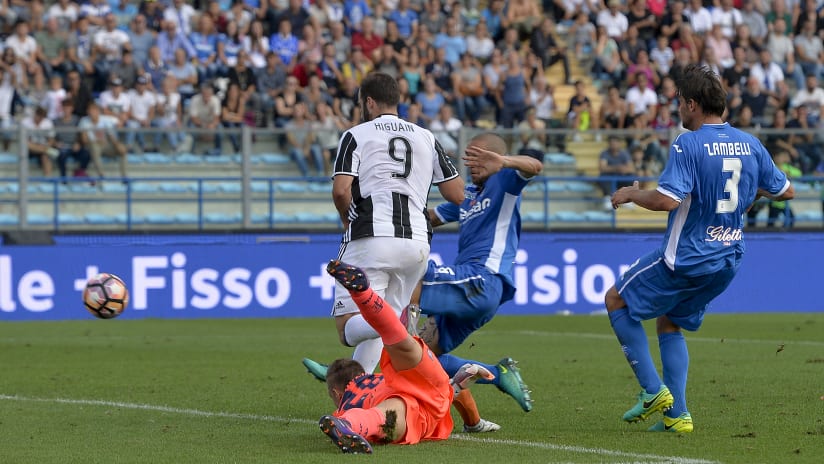 Empoli Juve Higuain