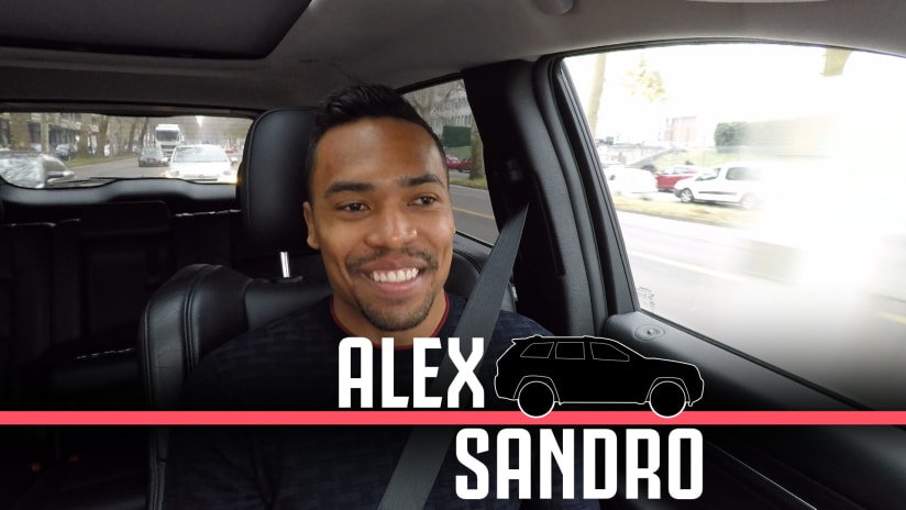 Players on the road | Alex Sandro