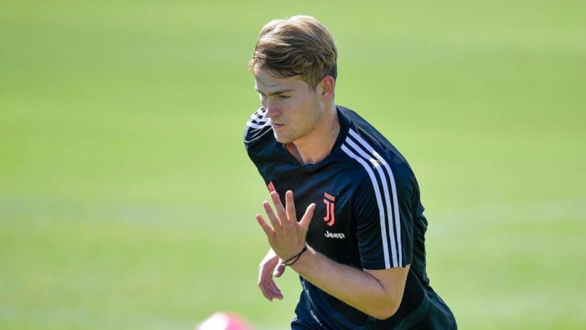 Training | De Ligt Cam